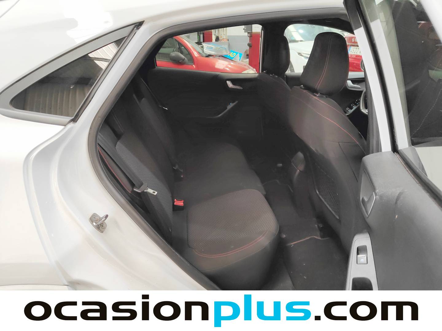 Ford Puma Ford Puma 1.0 EcoBoost MHEV ST-Line Design (125 CV) de segunda mano