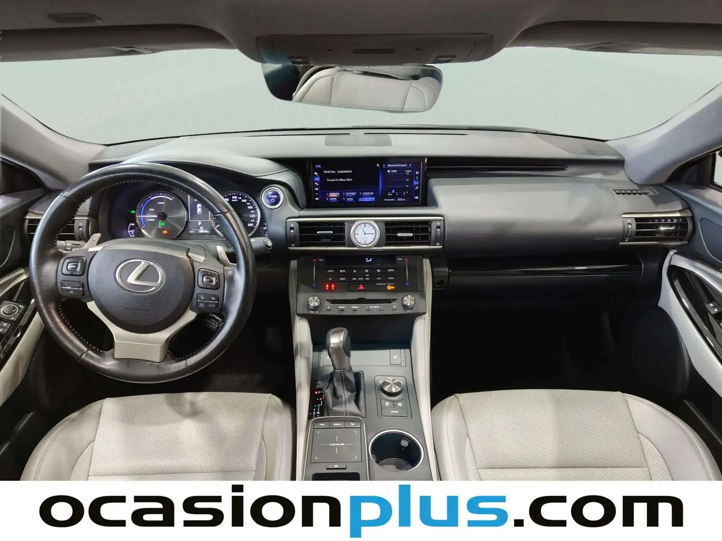 Foto Lexus RC Lexus RC 300h Executive Navigation (223 CV)
