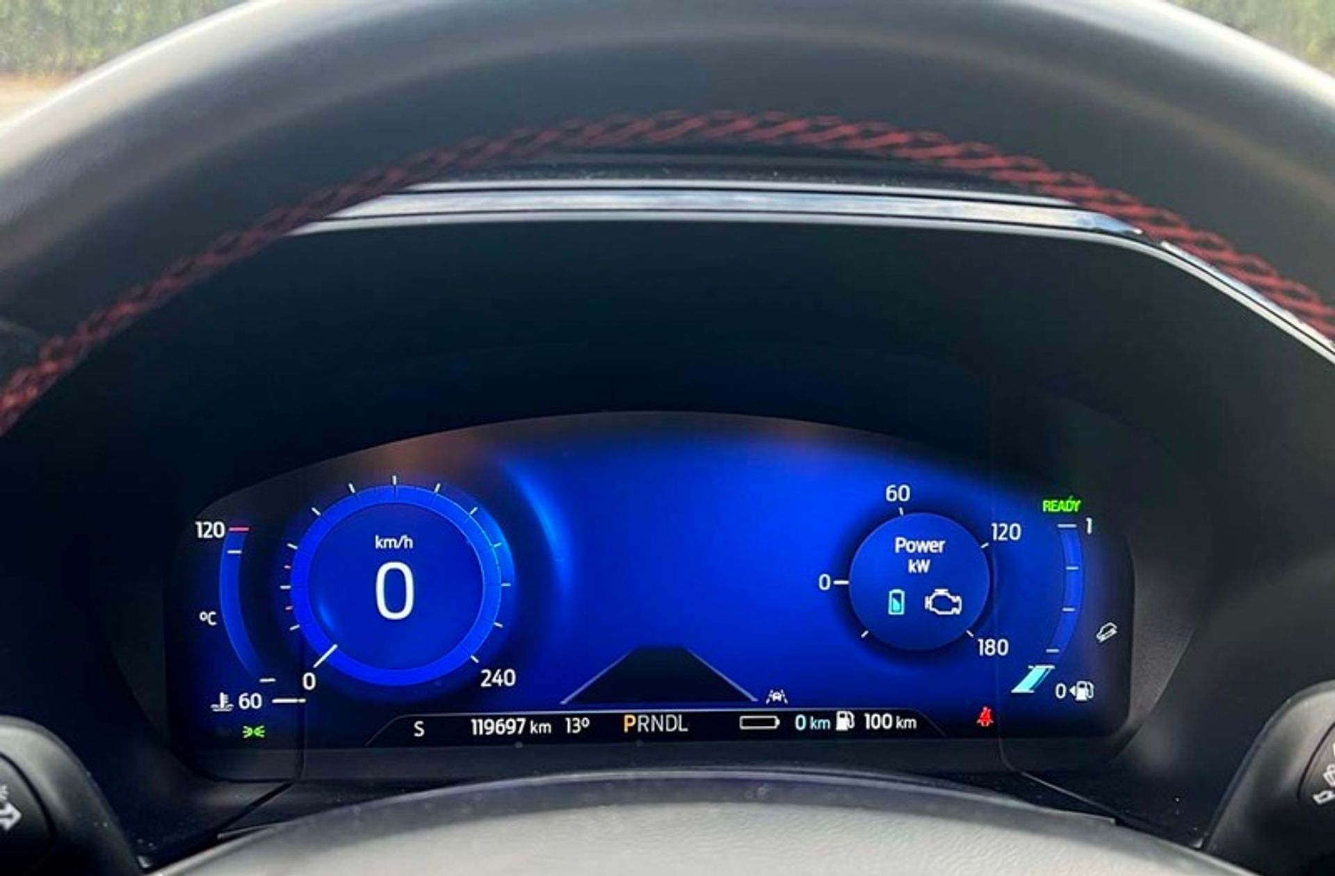 Ford Kuga 2.5 Duratec PHEV ST-Line - foto 22