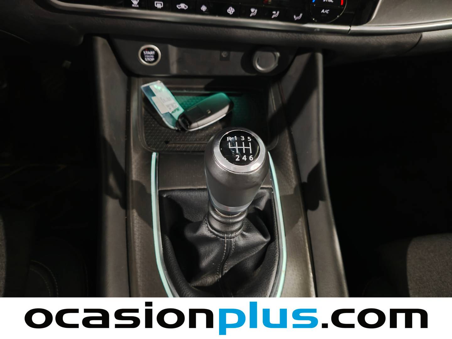 Foto Nissan QASHQAI Nissan Qashqai DIG-T 140 N-Connecta (140 CV)