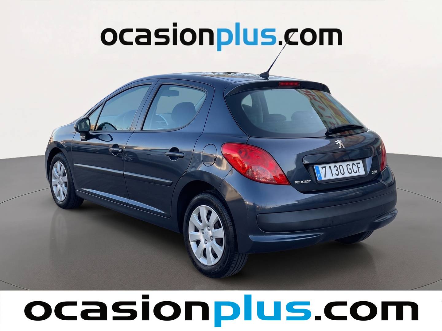 Foto trasera Peugeot 207 Peugeot 207 1.4 VTi 16v Confort (95 CV) izquierda