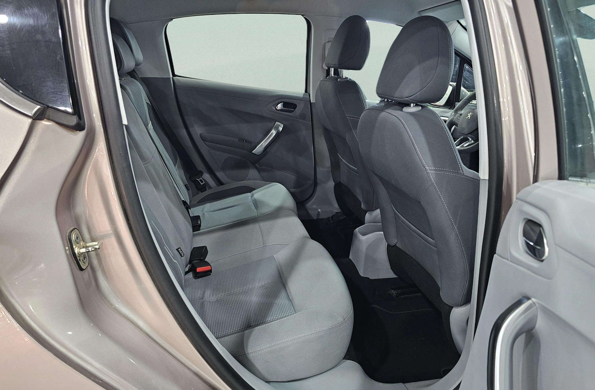 Peugeot 208 1.6 VTi Allure - foto 14