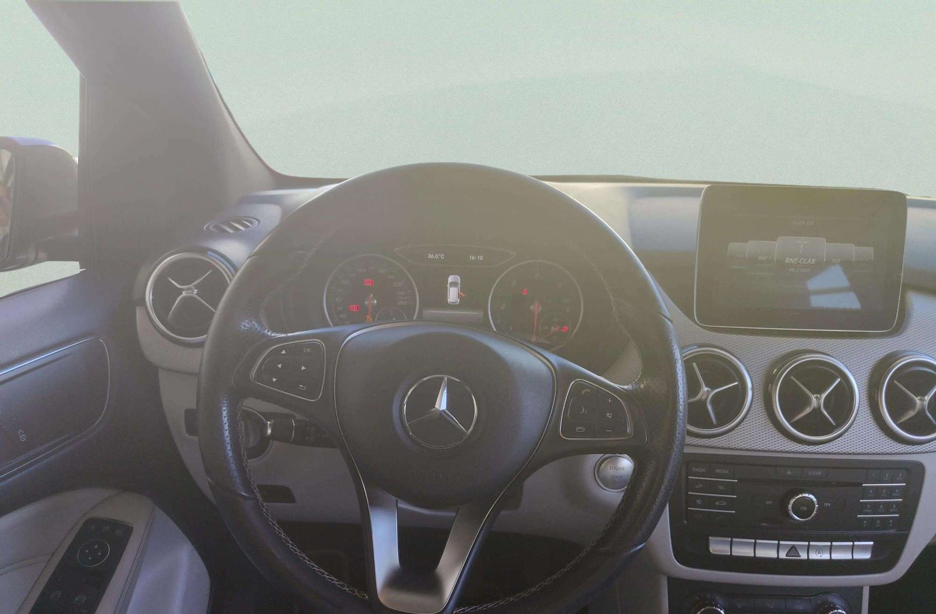 Mercedes-Benz Clase B 200 d - foto 21
