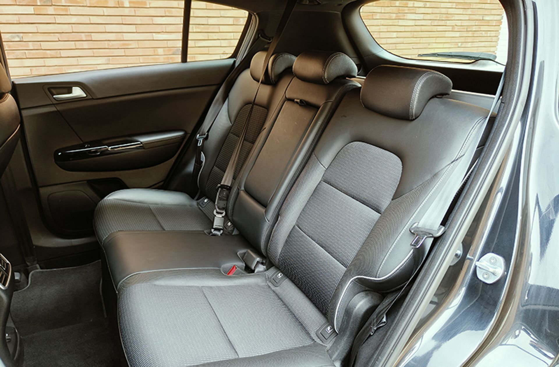 Kia Sportage 1.6 MHEV GT Line Essential 4x2 DCT - foto 13