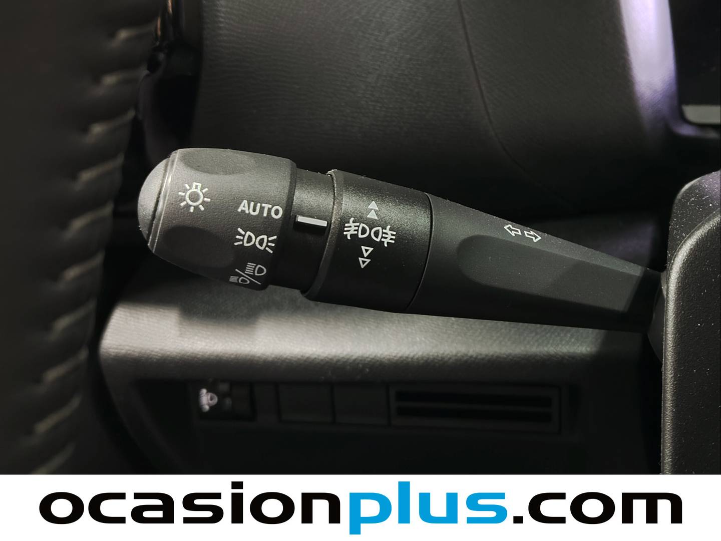 Acabados Citroën C4 Citroen C4 PureTech 130 S&S 6v Plus (131 CV)