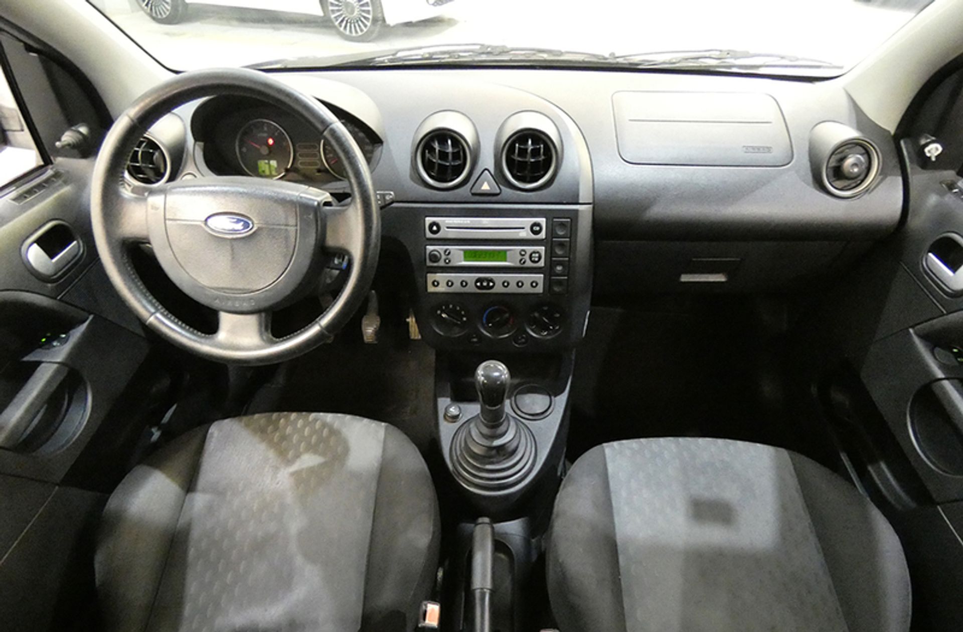 Ford Fiesta 1.4 TDCi Trend - foto 7
