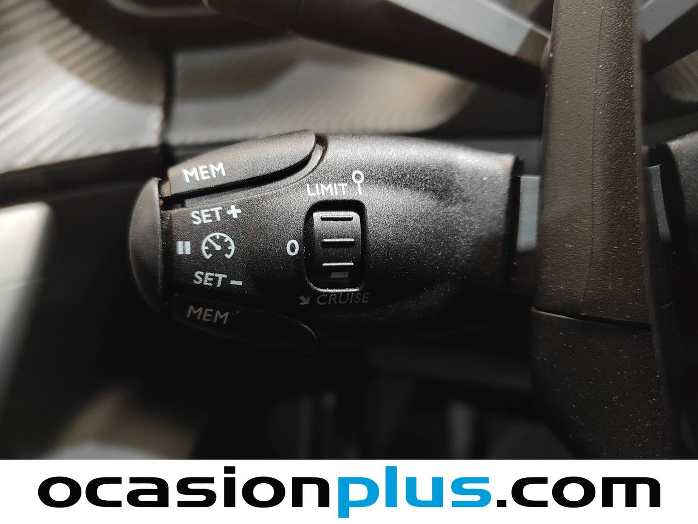 Peugeot 2008 Peugeot 2008 Allure Hybrid eDCS6 (145 CV) al mejor precio