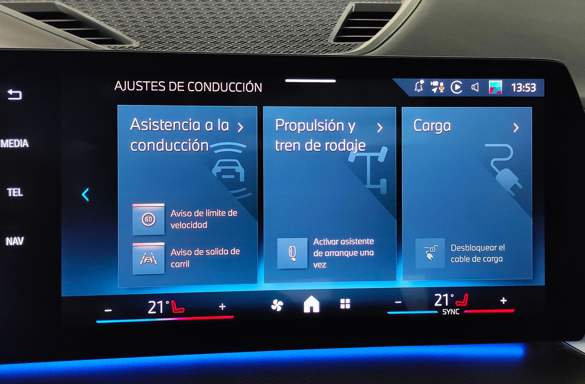 BMW iX1 eDrive20 - foto 12