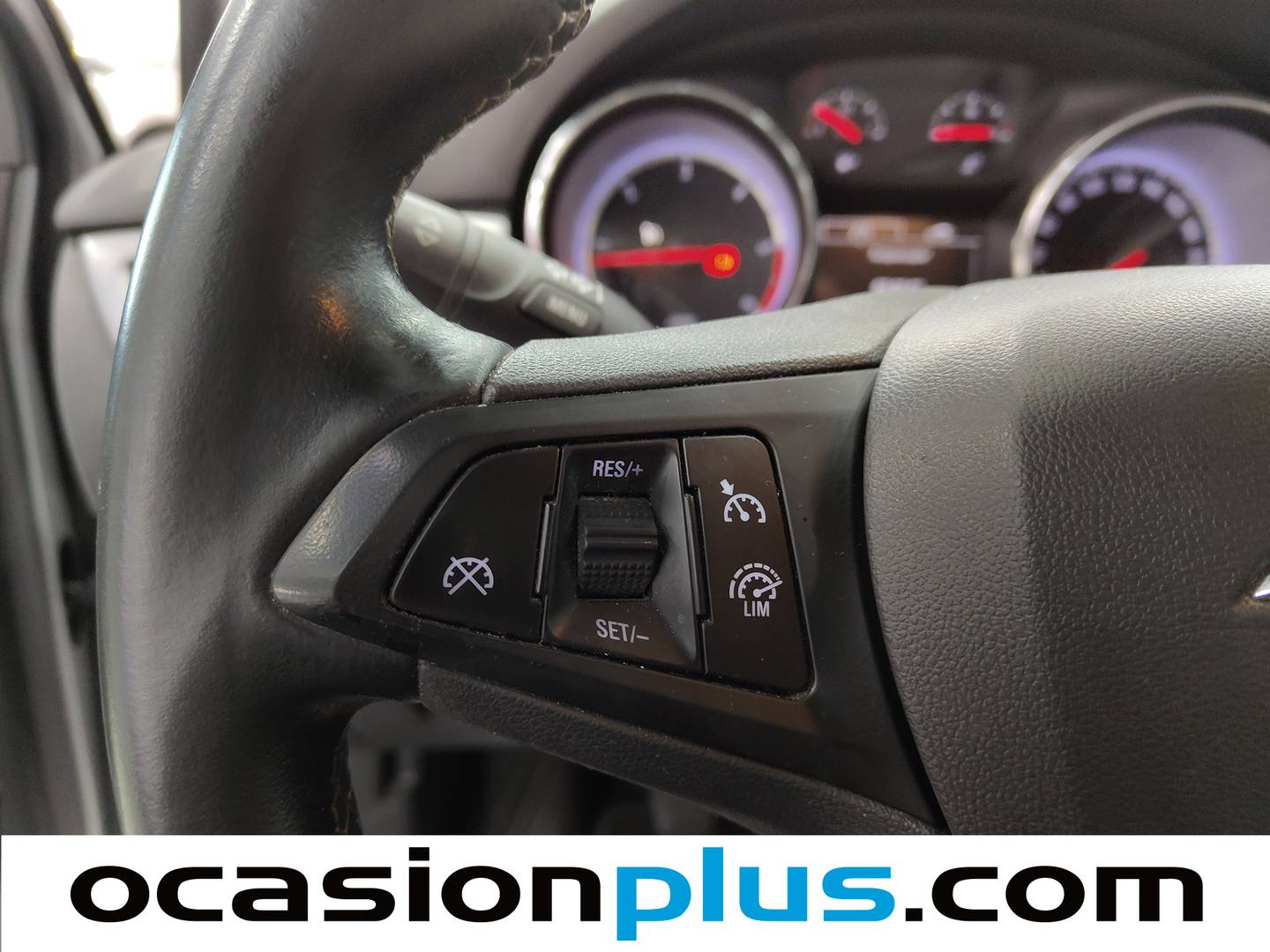 Foto Opel Astra Opel Astra Sports Tourer 1.6 CDTI Business + (110 CV)