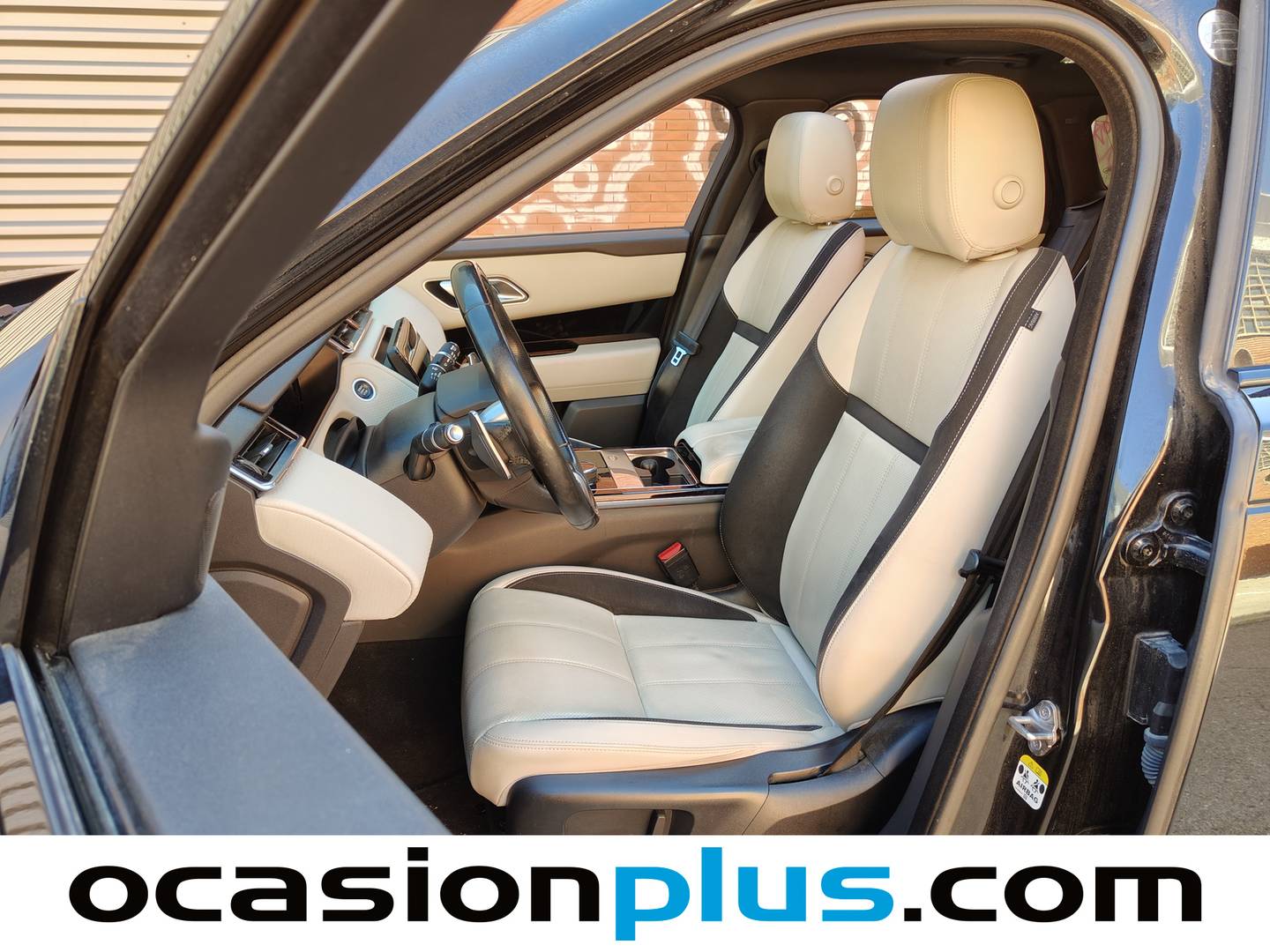 Foto Land Rover Range Rover Velar Land Rover Range Rover Velar D300 R-Dynamic 4WD Auto (300 CV)