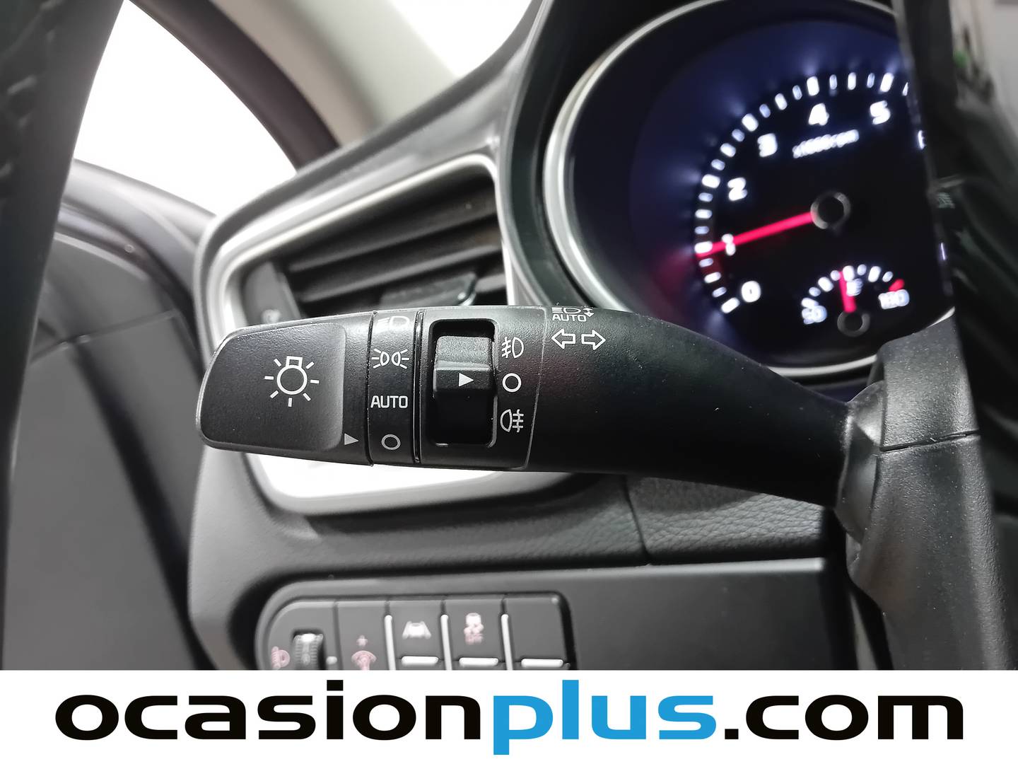 KIA XCeed KIA XCeed 1.0 T-GDi Drive (100 CV) seminuevo