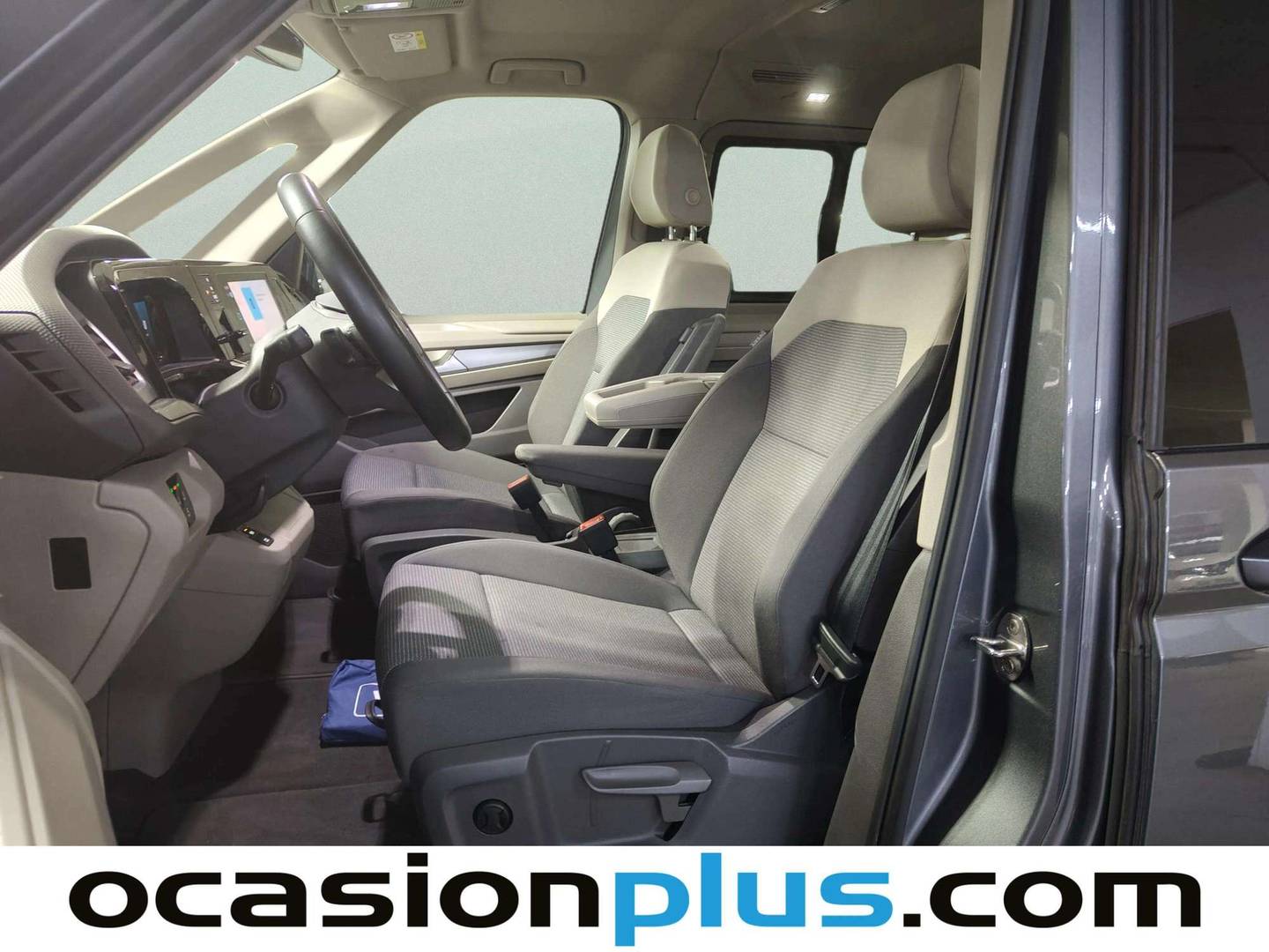 Foto asientos delanteros Volkswagen Multivan Volkswagen Multivan 1.4 TSI PHEV Batalla Corta (218 CV) DSG 7 Plazas