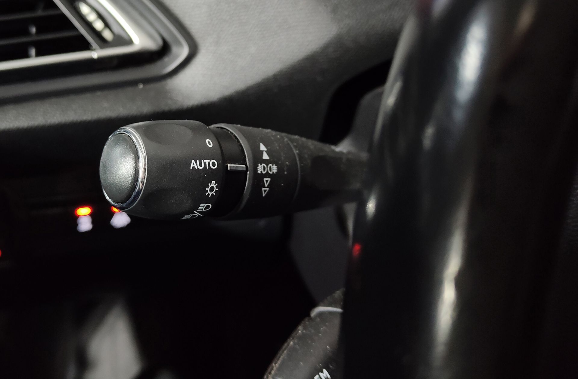 Peugeot 308 BlueHDi 130 Style - foto 21
