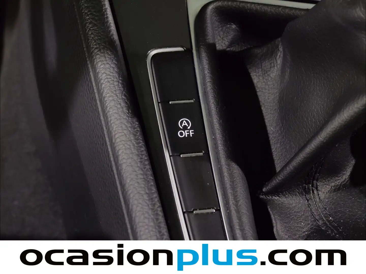 Foto Volkswagen Golf Volkswagen Golf Business 1.6 TDI (115 CV)