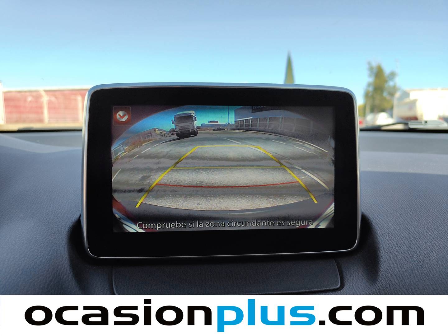 Equipamiento del Mazda CX-3 Mazda CX-3 1.5 DE SKYACTIV Luxury White 4WD (105 CV)