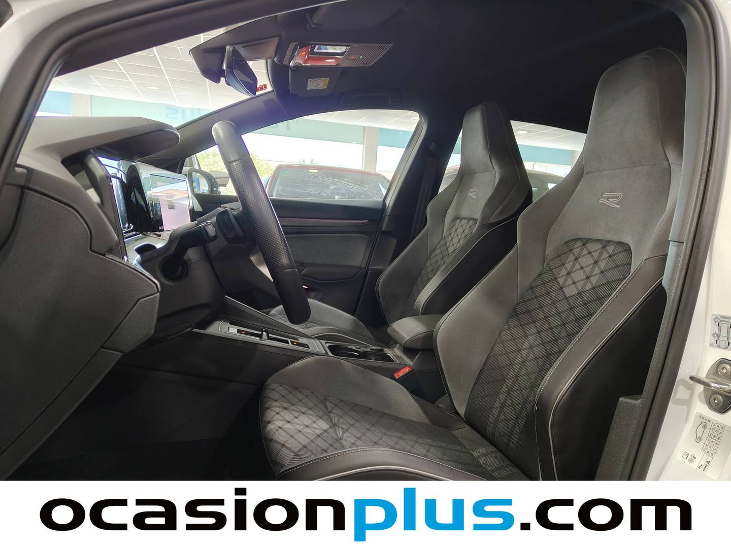 Foto asientos delanteros Volkswagen Golf Volkswagen Golf R-Line 1.5 eTSI (150 CV) DSG