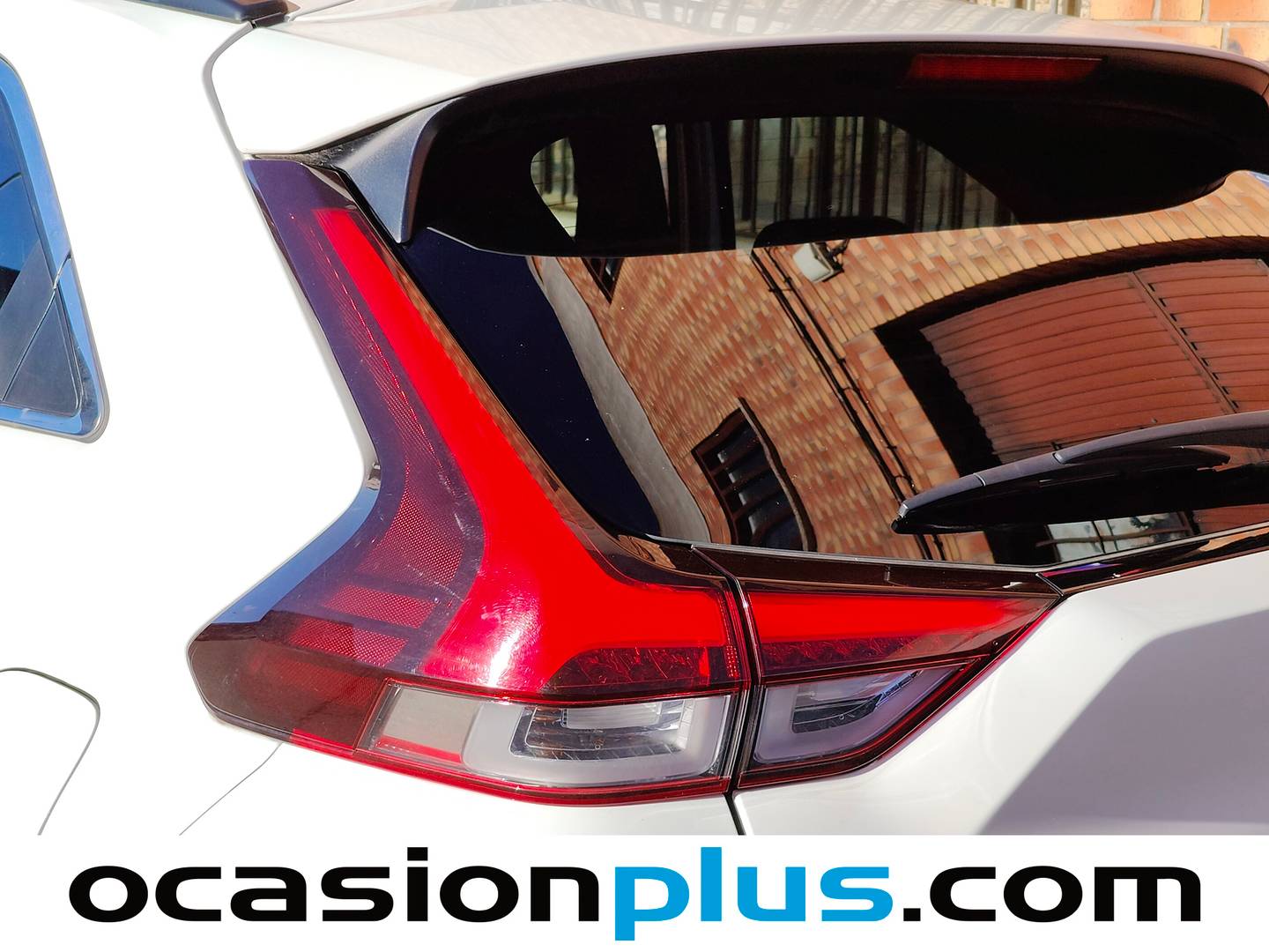 Foto Mitsubishi Eclipse Cross Mitsubishi Eclipse Cross 2.4 PHEV Kaiteki 4WD Auto (188 CV)