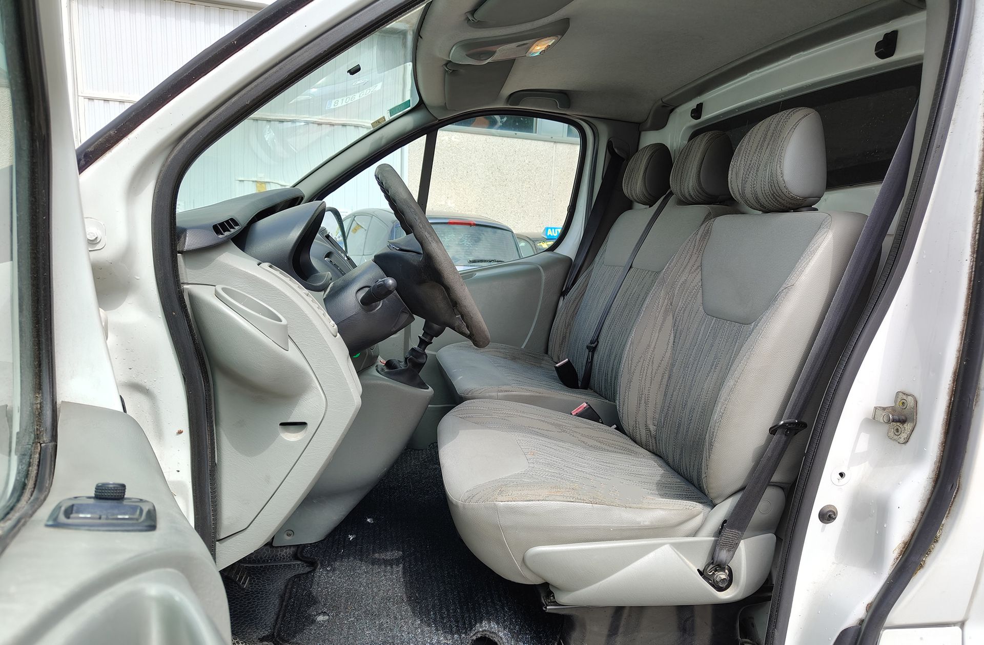 Nissan Primastar Furgon 2.0 dCi Anticipated Premium Larga - foto 8