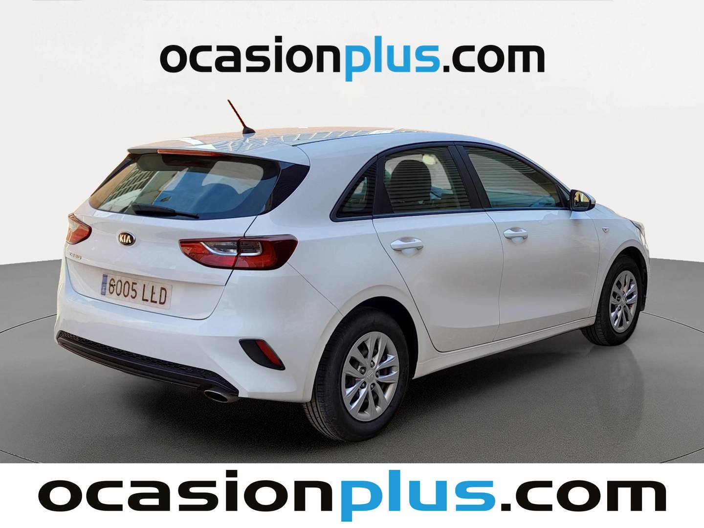 Foto trasera KIA Ceed KIA Ceed 1.0 T-GDi Concept (120 CV) derecha