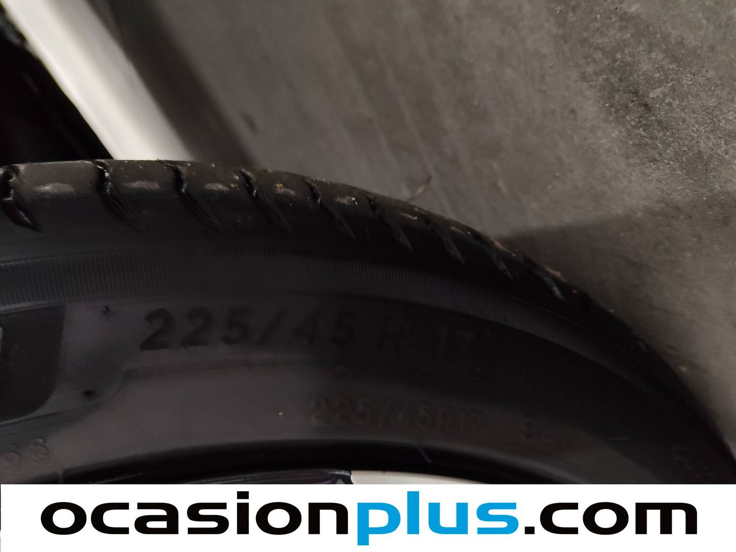 Foto Peugeot 308 Peugeot 308 Allure Hybrid eDCS6 (145 CV)