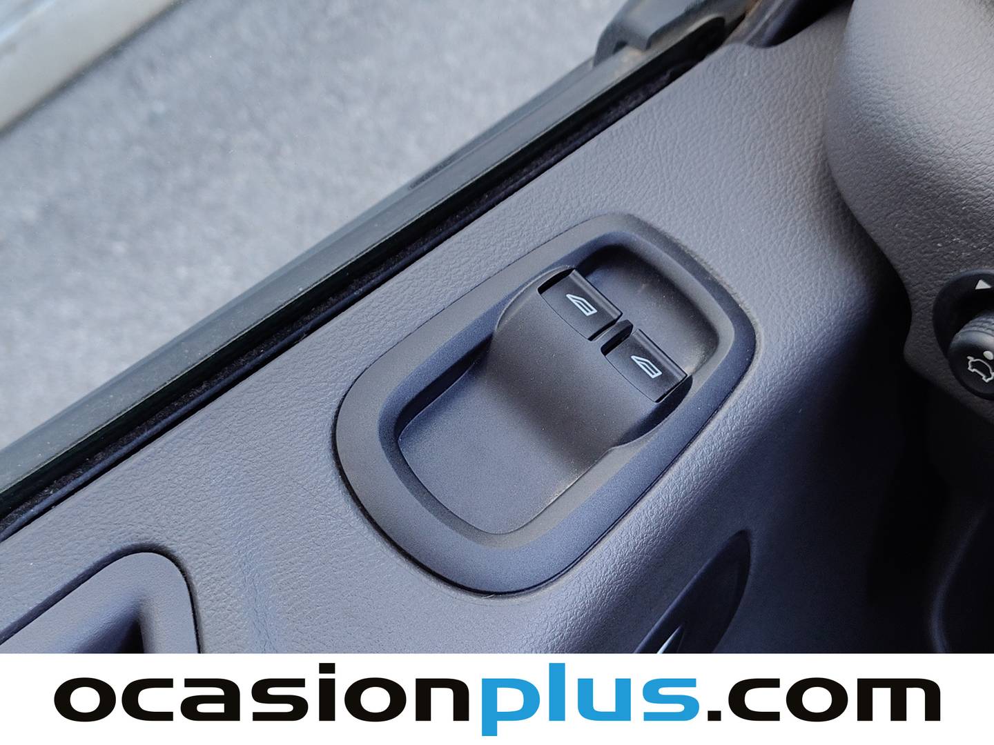 Ford Transit Ford Transit Furgon 350 DC L3H2 Trend FWD (130 CV) 7 Plazas al mejor precio