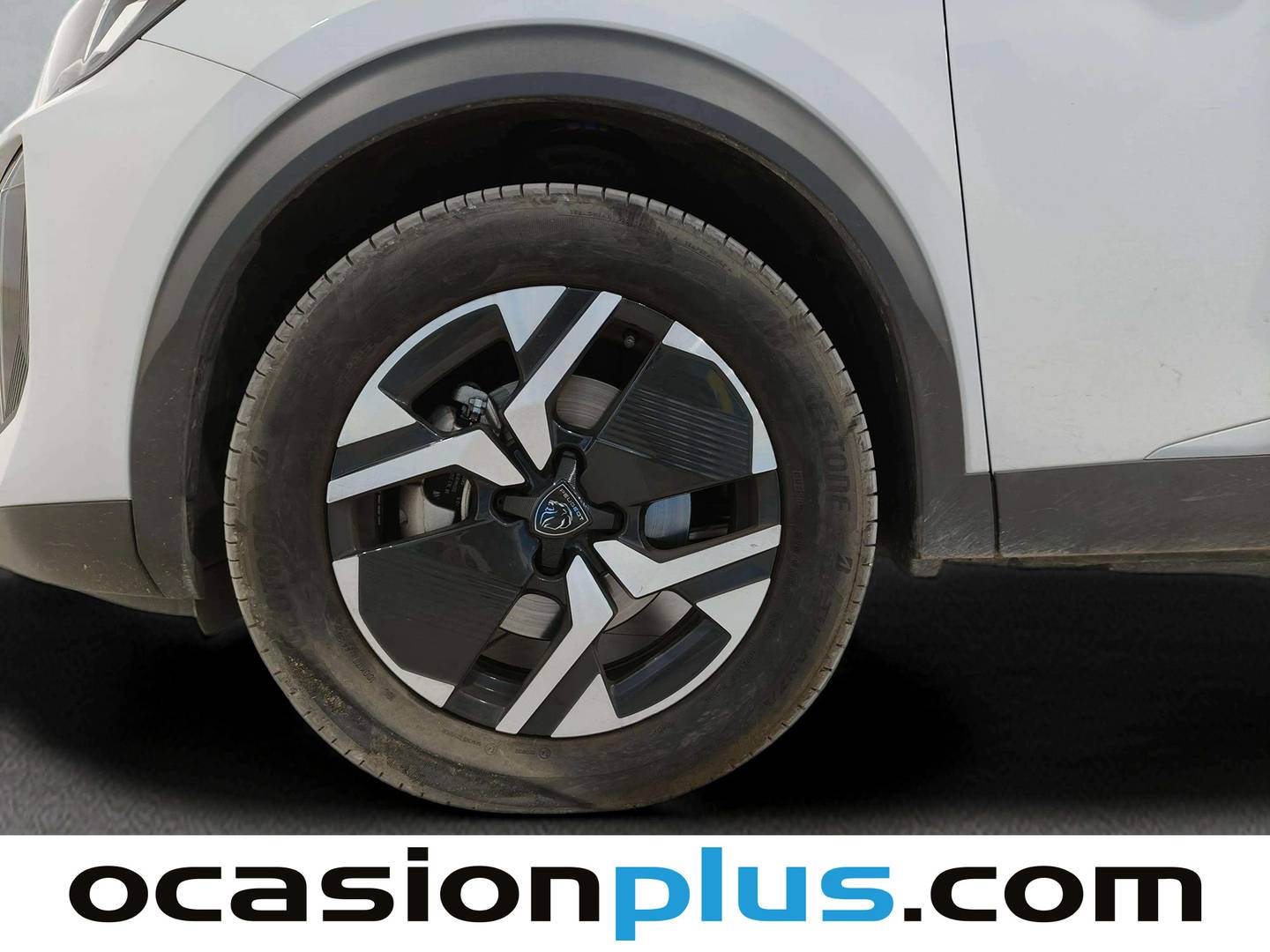 Peugeot 2008 Peugeot 2008 Allure Hybrid eDCS6 (145 CV) seminuevo