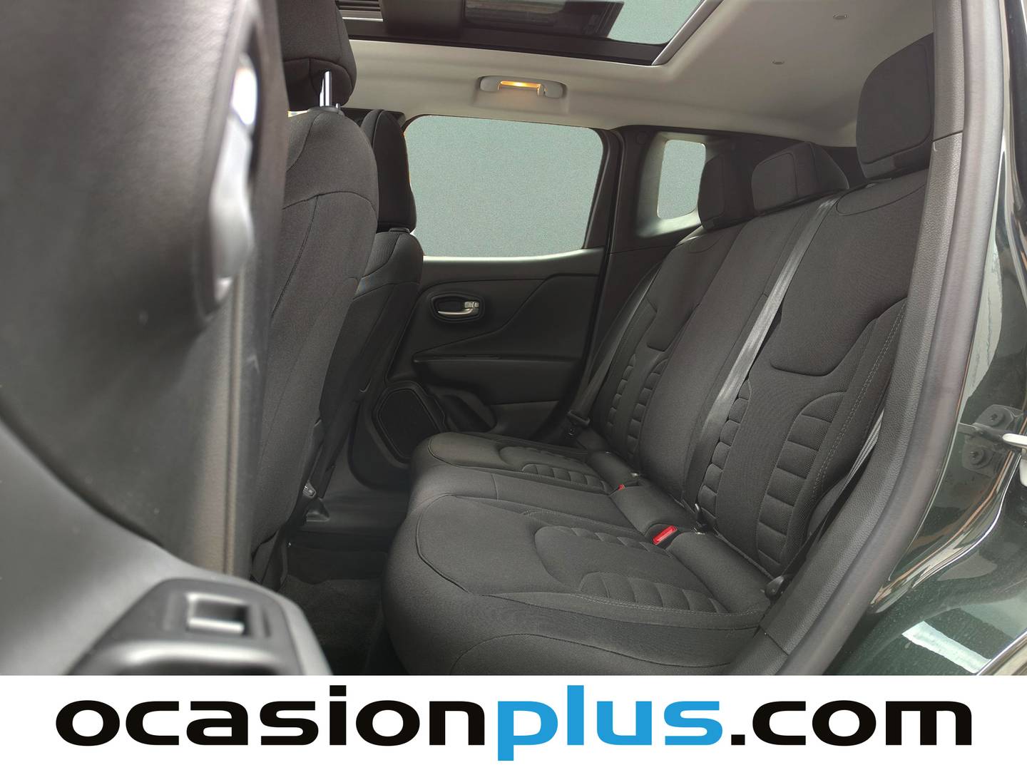 Foto asientos traseros Jeep Renegade Jeep Renegade 1.5 eHybrid MHEV North Star DCT (130 CV)