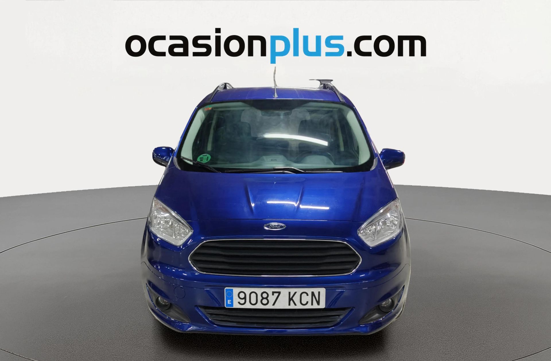Ford Tourneo Courier 1.0 EcoBoost Titanium - foto 11