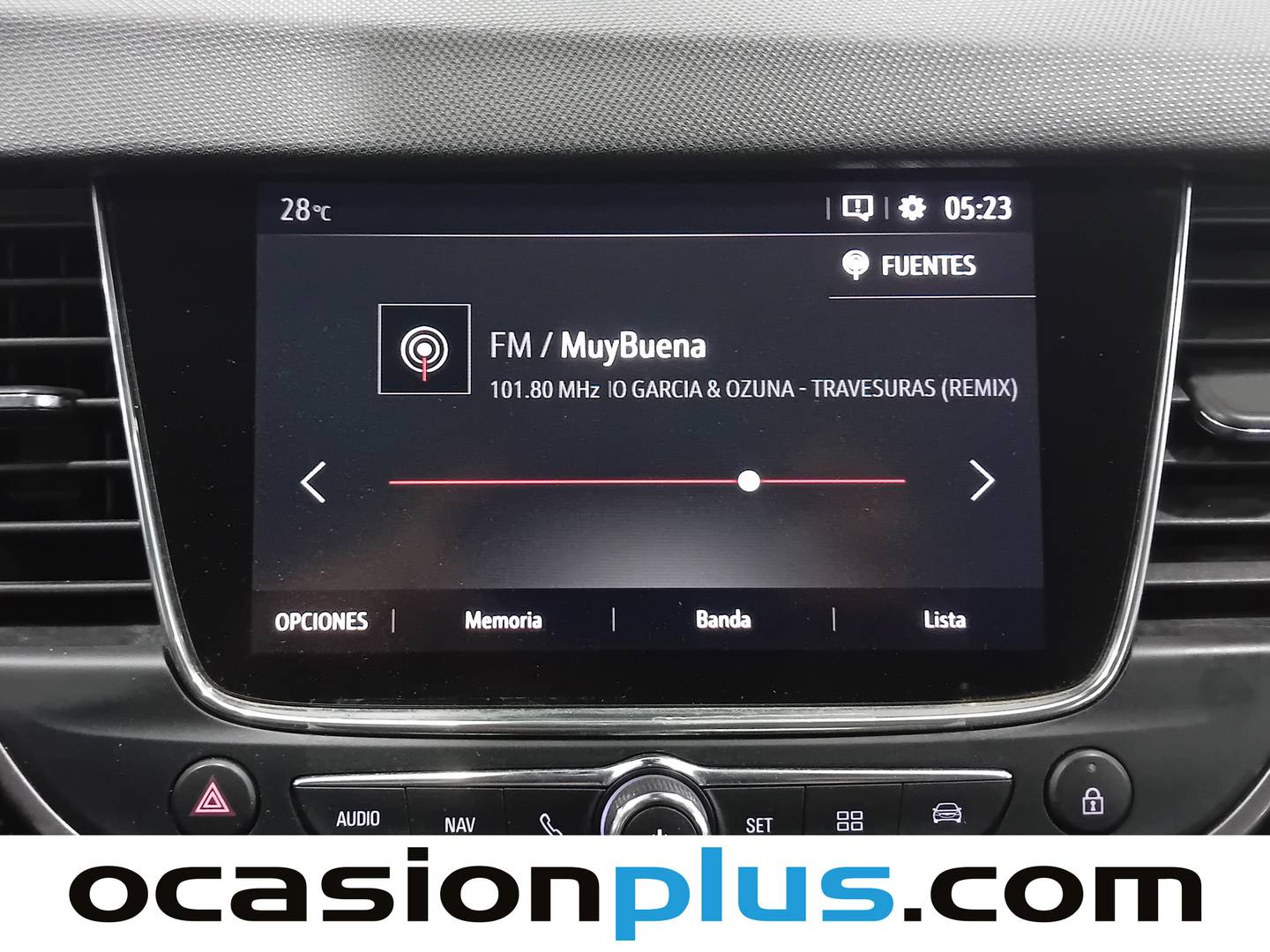 Foto Opel Crossland X Opel Crossland X 1.2 Turbo S&S Innovation Auto (130 CV)