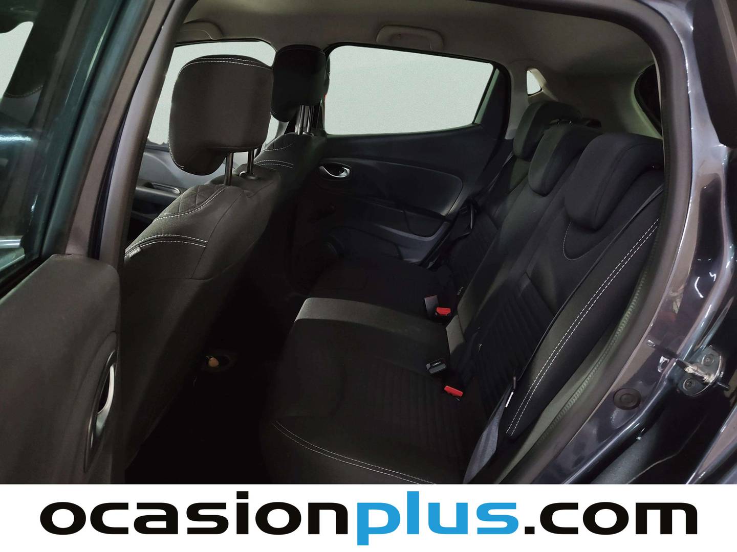 Foto asientos traseros Renault Clio Renault Clio Limited 1.2 16v (75 CV)