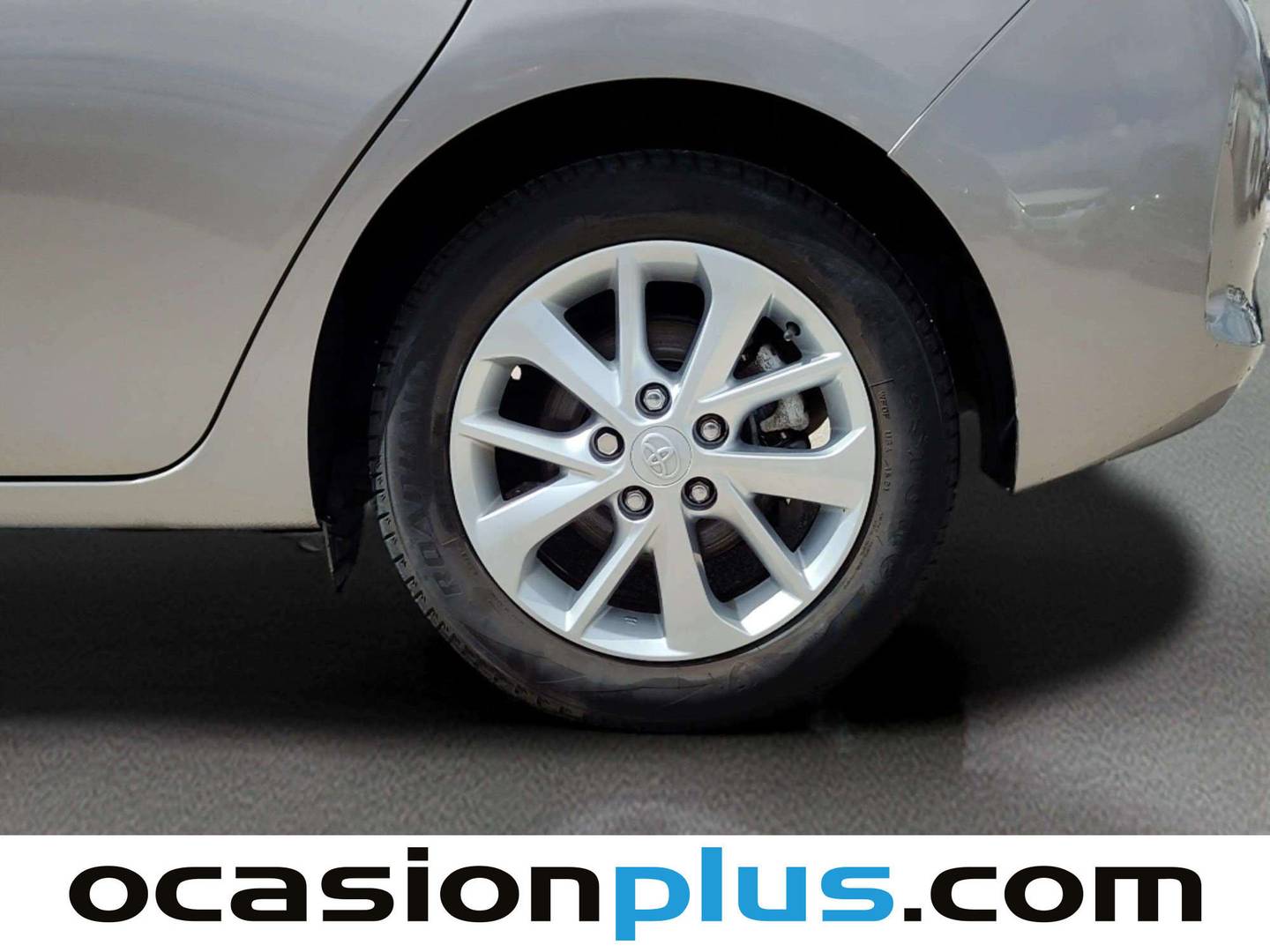 Acabados Toyota Auris Toyota Auris 120T Active 85 kW (116 CV