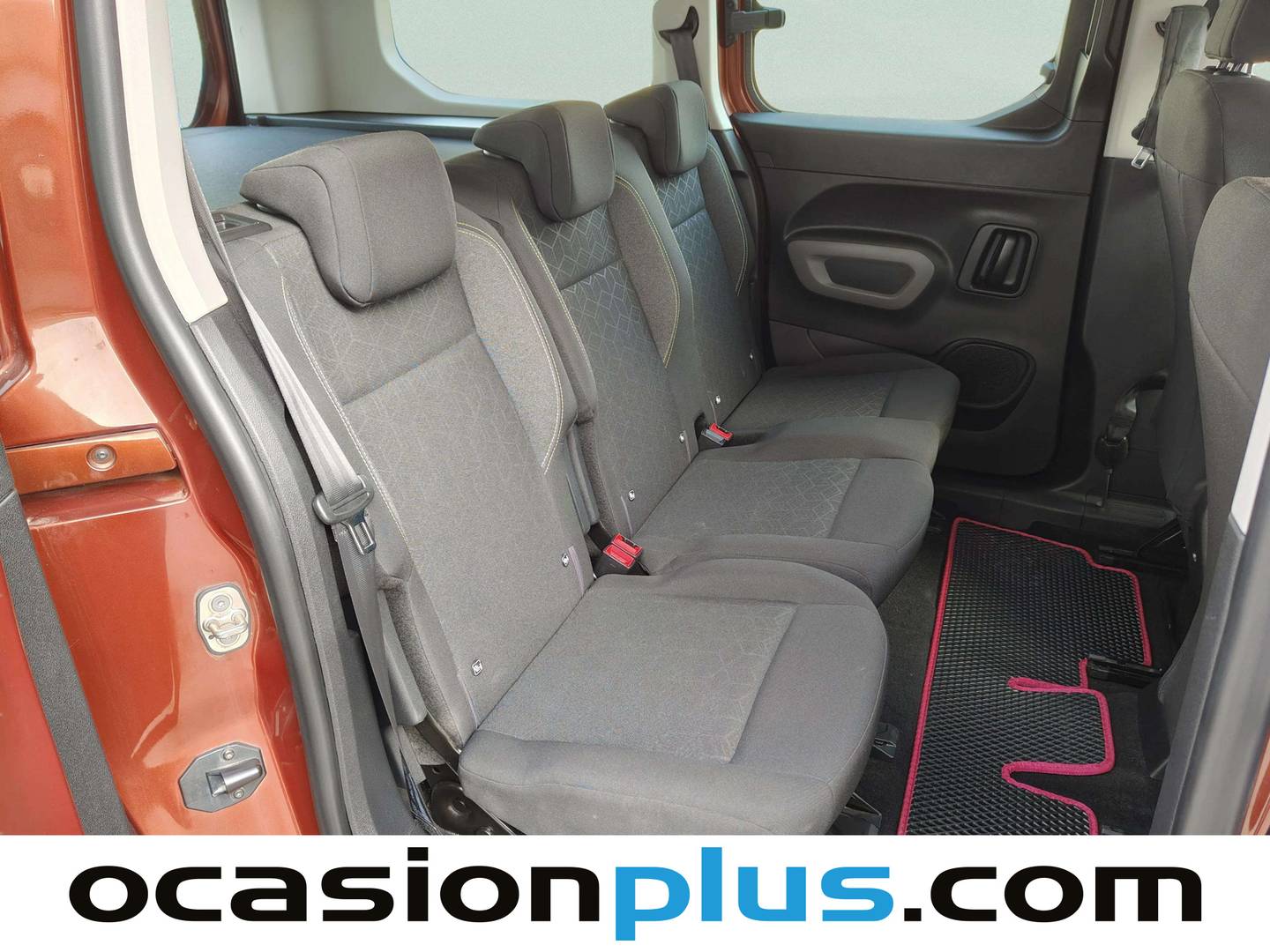 Foto Peugeot Rifter Peugeot Rifter Active Nav+ Long PureTech (110 CV)