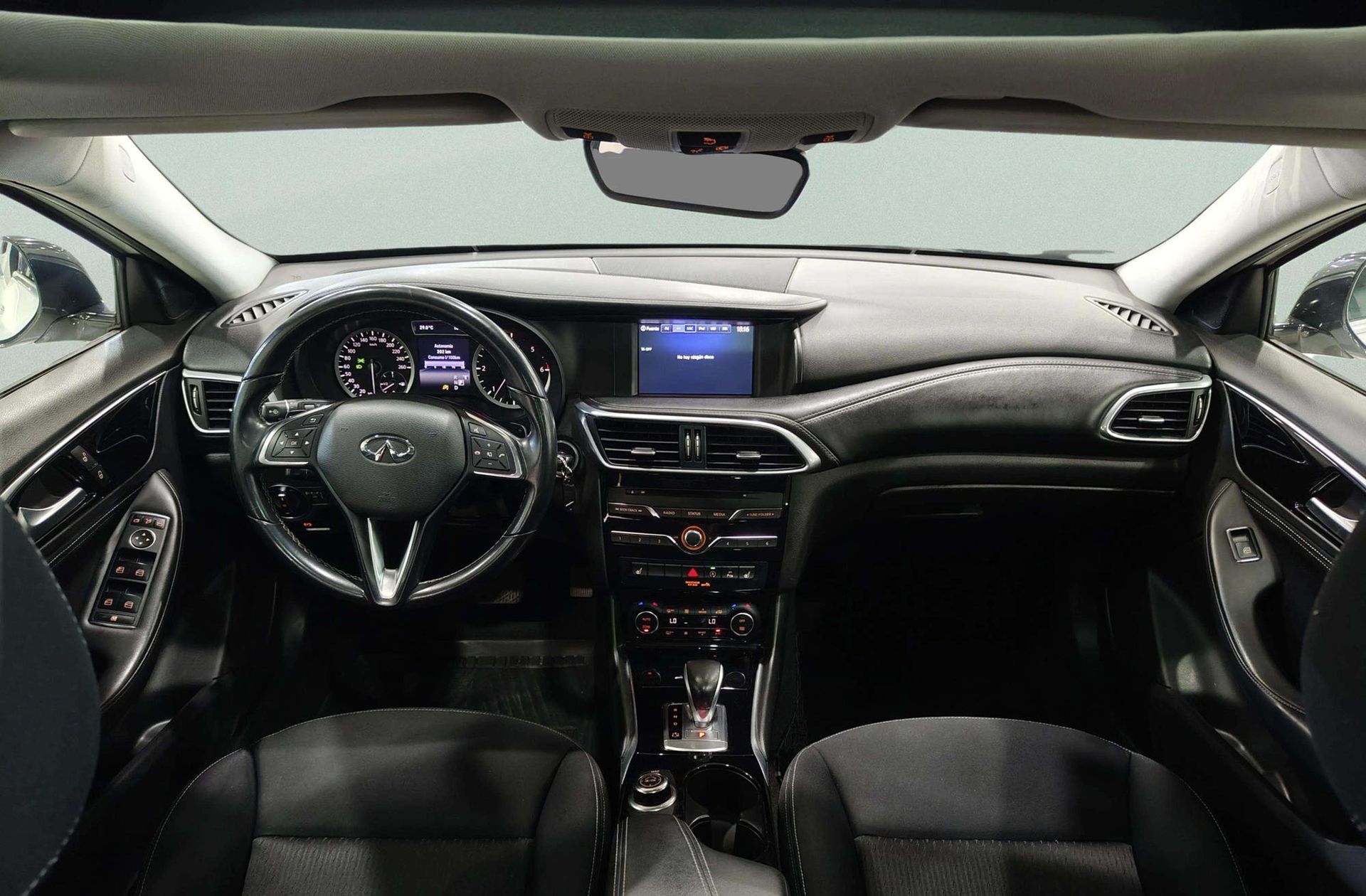 Infiniti QX30 2.2D Premium AWD 7DCT - foto 6