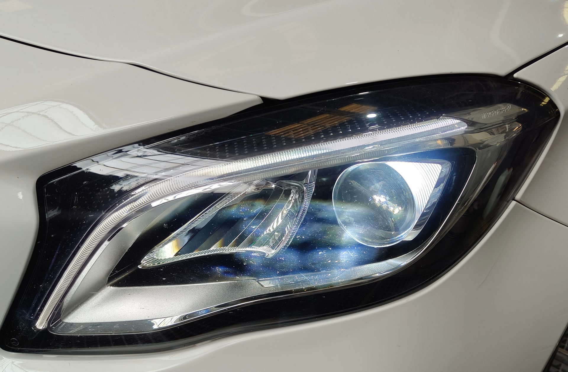 Mercedes-Benz GLA 200 Pack AMG - foto 15
