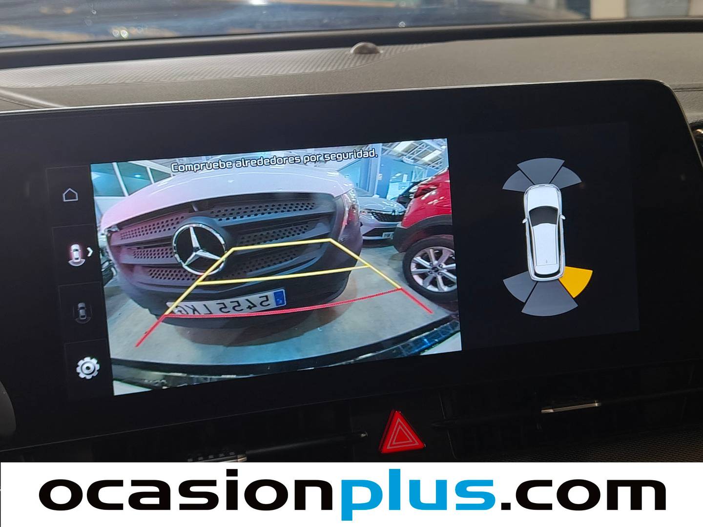 Equipamiento del KIA Sportage KIA Sportage 1.6 T-GDi MHEV Tech 4x2 (150 CV)