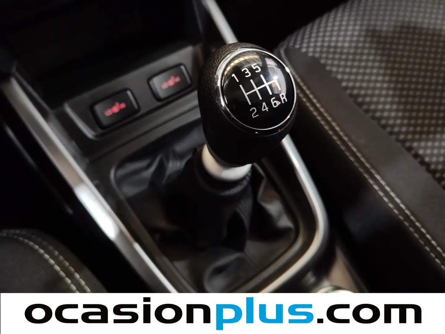 Foto Suzuki Vitara Suzuki Vitara 1.4 T Mild Hybrid GLE 4WD (129 CV)