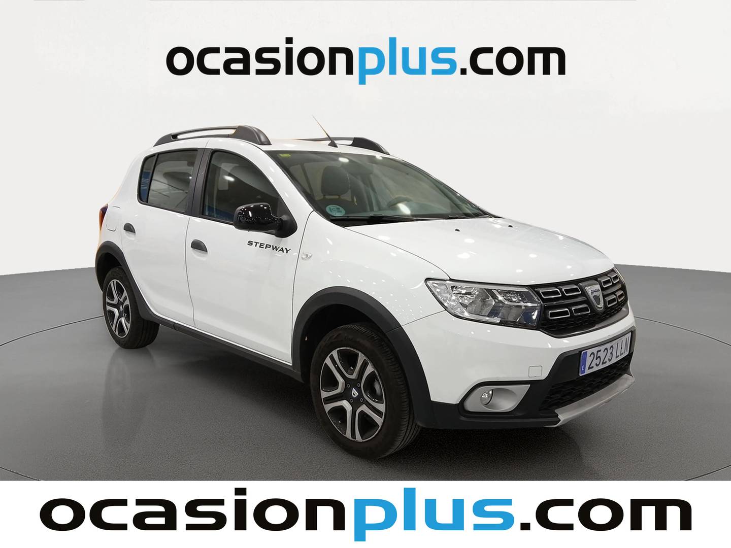 Foto delantera Dacia Sandero Dacia Sandero Stepway Essential TCe (100 CV) derecha