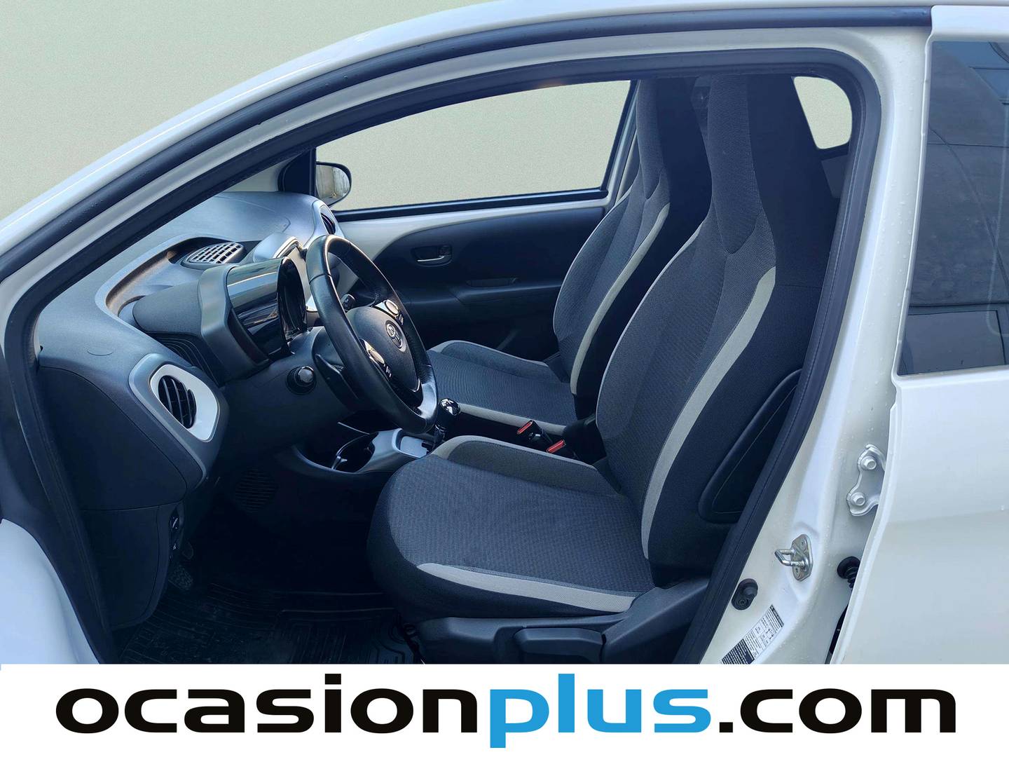 Foto asientos delanteros Toyota Aygo Toyota Aygo 1.0 70 x-play (72 CV)
