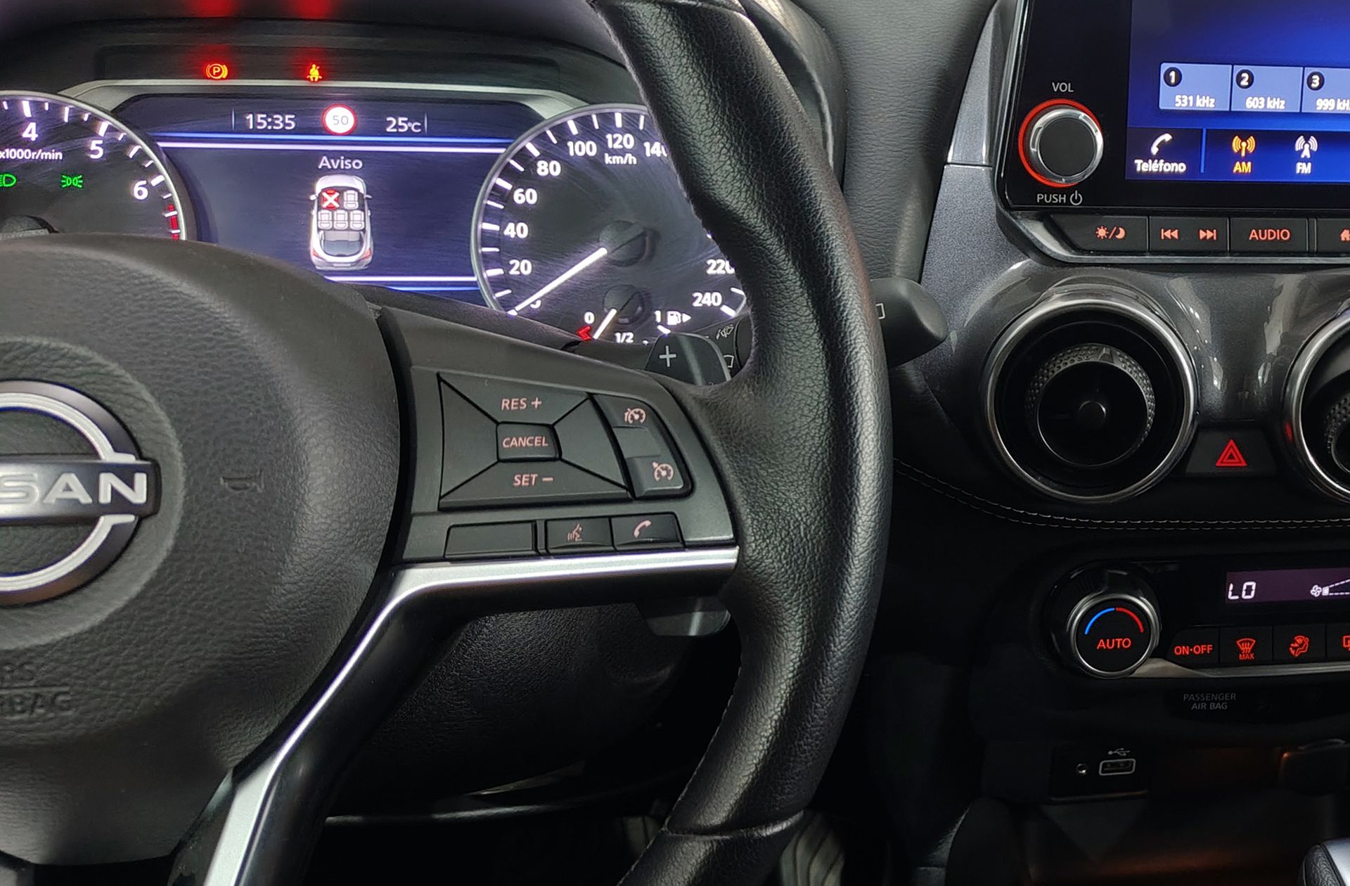 Nissan Juke DIG-T N-Connecta 4x2 DCT - foto 28