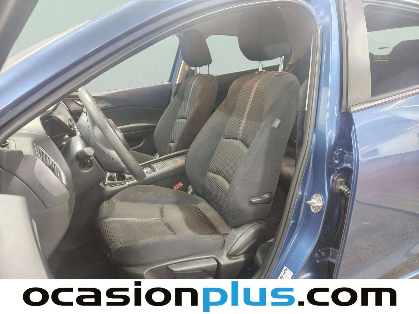 Foto asientos delanteros Mazda Mazda3 Mazda Mazda 3 2.0 GE Luxury+Navegador MT (120 CV)