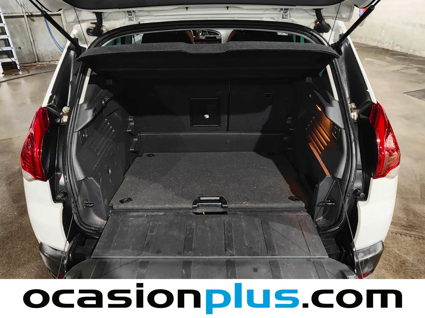 Foto Peugeot 3008 Peugeot 3008 1.6 BlueHDI FAP Style (120 CV)