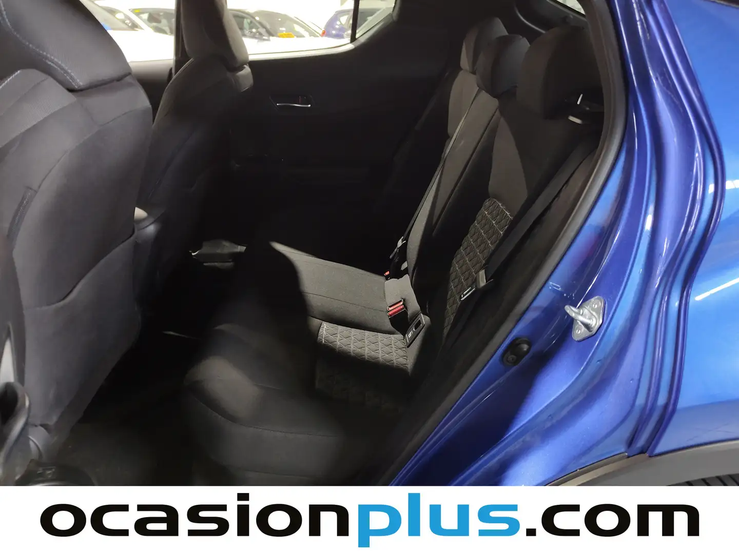 Foto Toyota C-HR Toyota C-HR 1.8 125H Advance (122 CV)