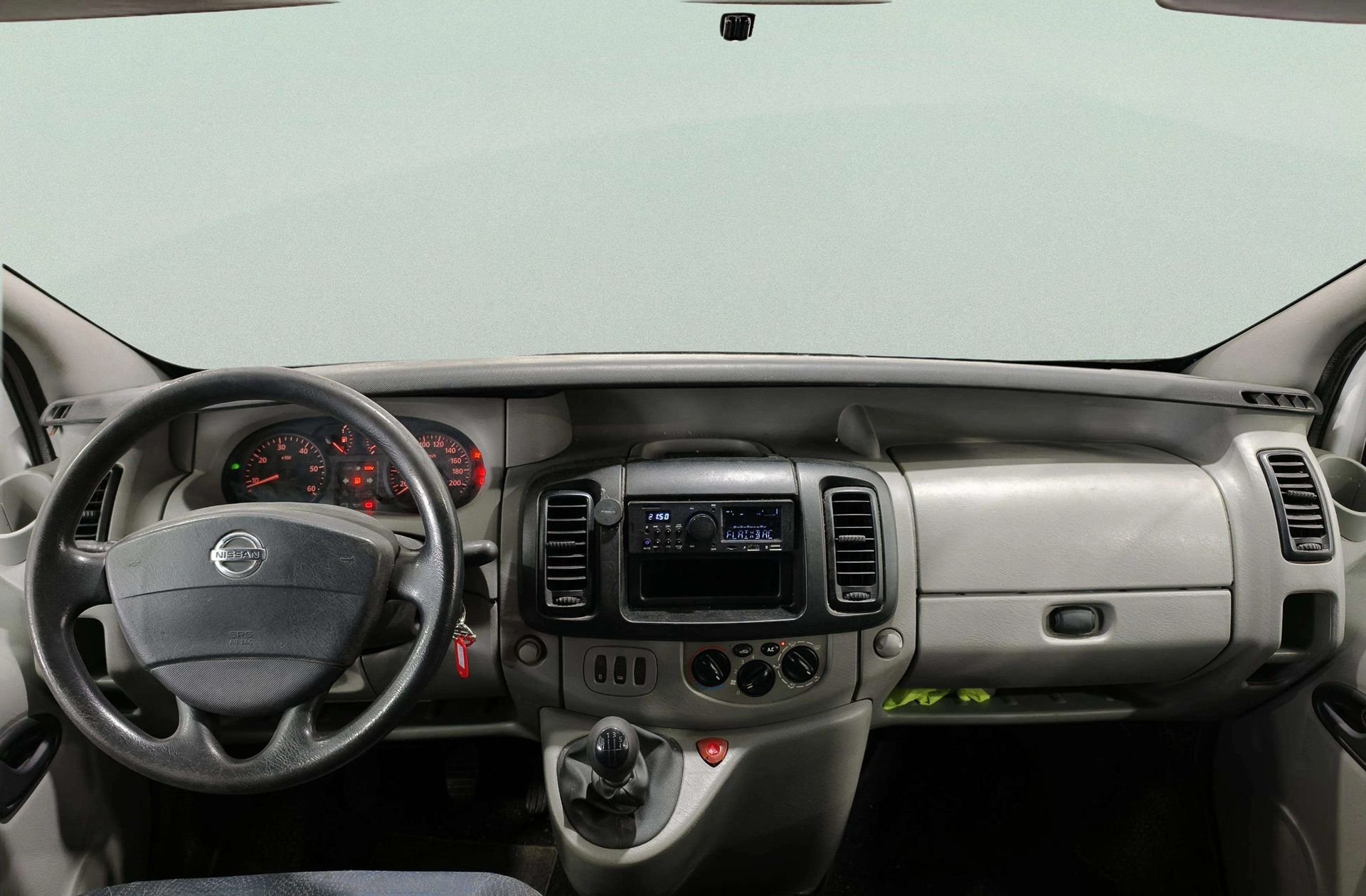Nissan Primastar Furgón 1.9 dCi 3 plazas Semicamperizado - foto 11