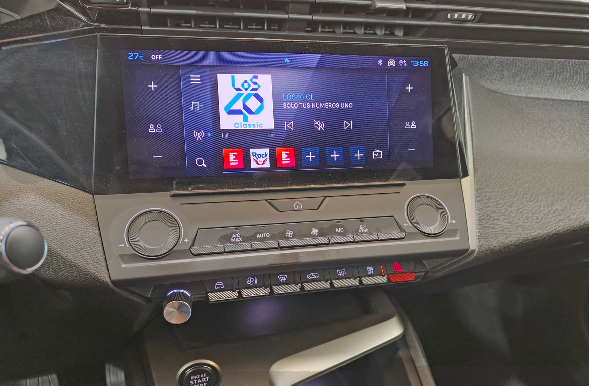 Peugeot 408 Allure Hybrid 145 eDCS6 - foto 27