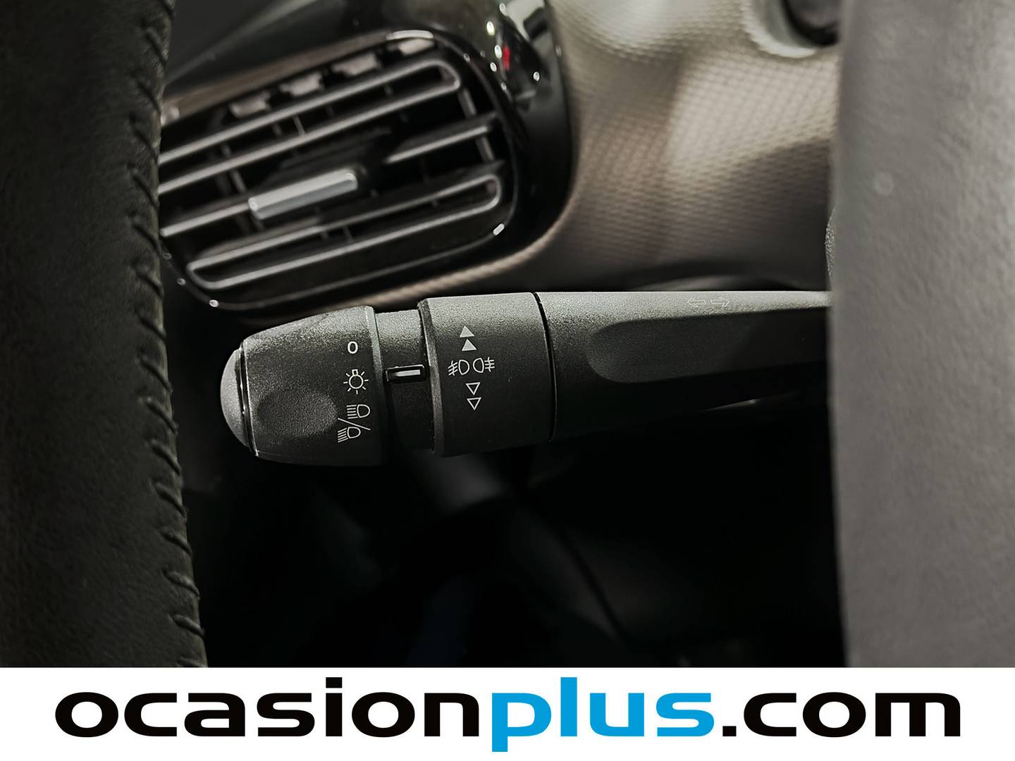 Citroën C4 Cactus Citroën C4 Cactus PureTech 82 Feel (82 CV) 2015