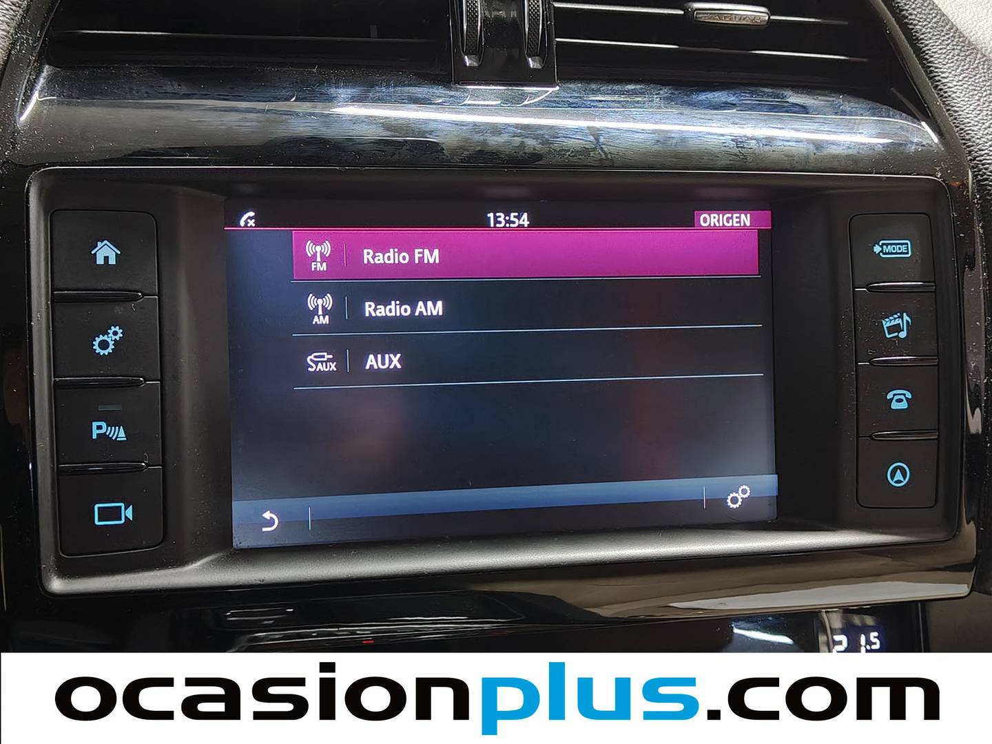 Foto Jaguar XE Jaguar XE 2.0 Diesel Pure RWD Auto  (180 CV)