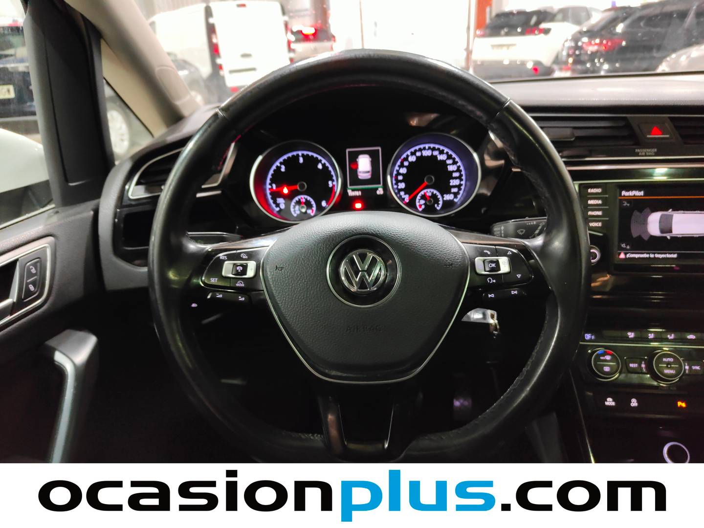 Volkswagen Touran Volkswagen Touran Sport 2.0 TDI BMT (150 CV) 7 PLAZAS de ocasión