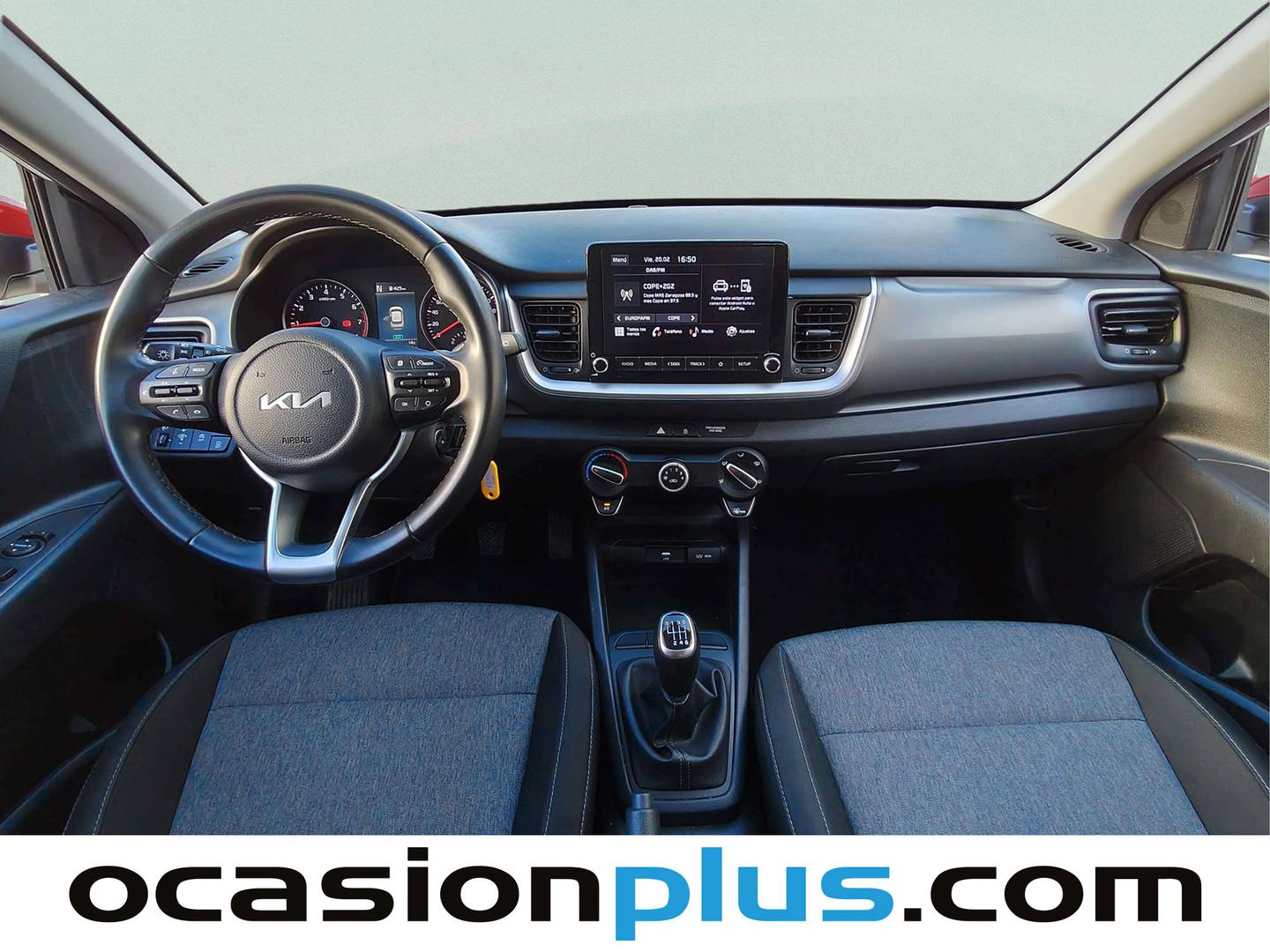 Foto KIA Stonic Kia Stonic 1.0 T-GDi MHEV iMT Concept (100 CV)