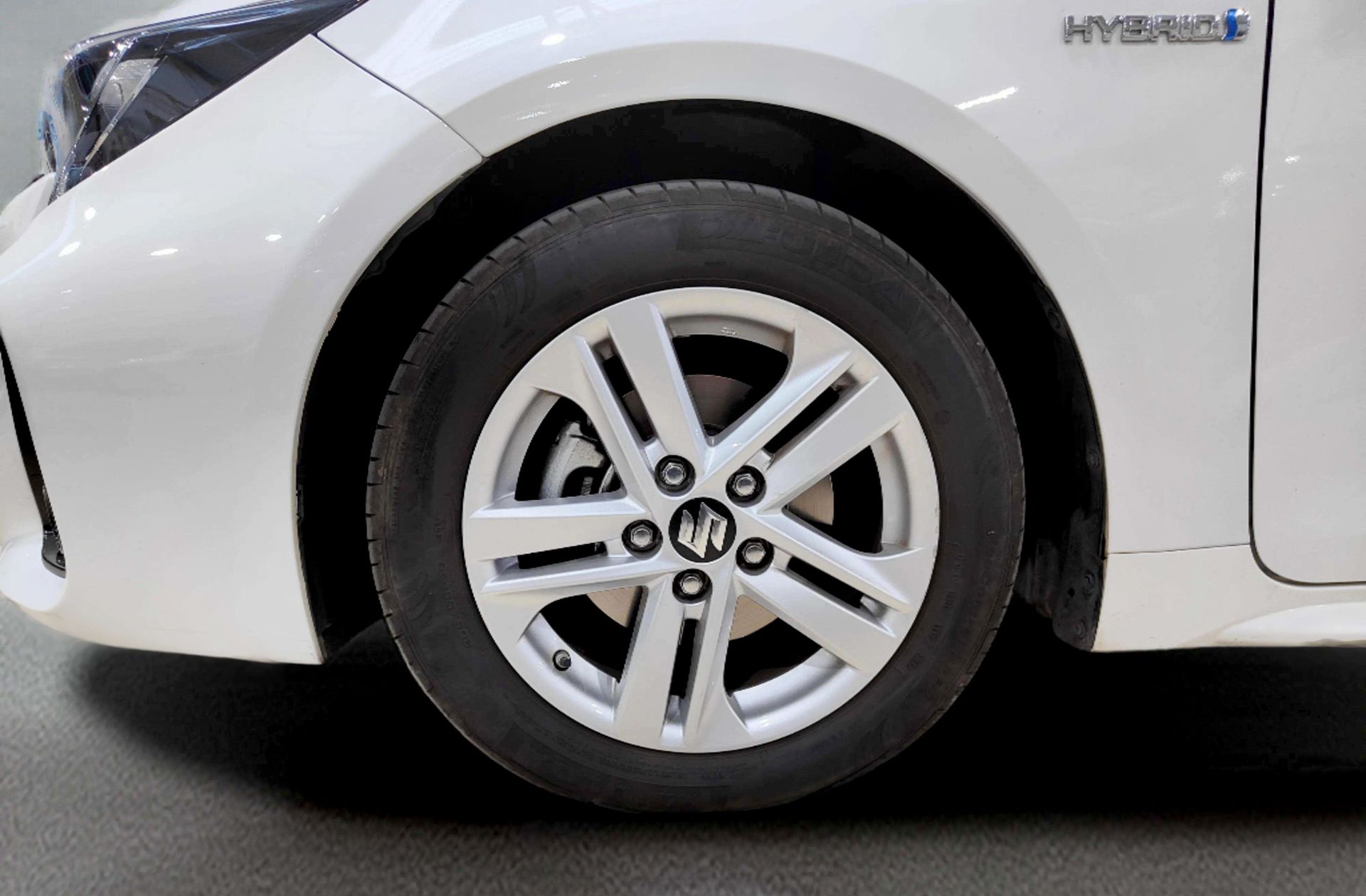 Suzuki Swace 1.8 Hybrid GLE - foto 37