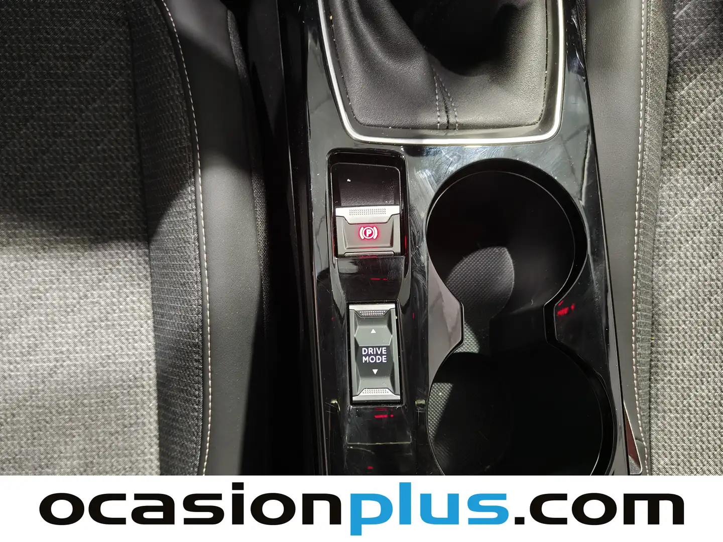 Foto Peugeot 208 Peugeot 208 PureTech 100 Allure (100 CV)